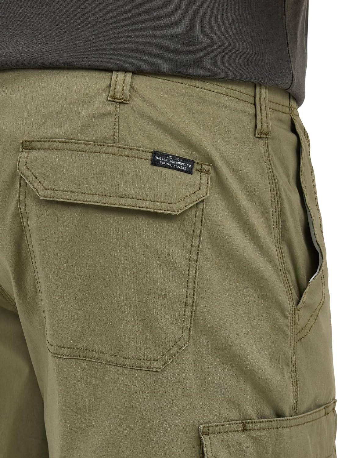 imageLee Mens Big ampamp Tall Extreme Motion Crossroad Cargo ShortOlive Night