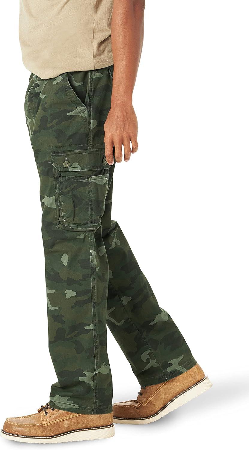 imageLee Mens Wyoming Relaxed Fit Cargo PantGreen Camo