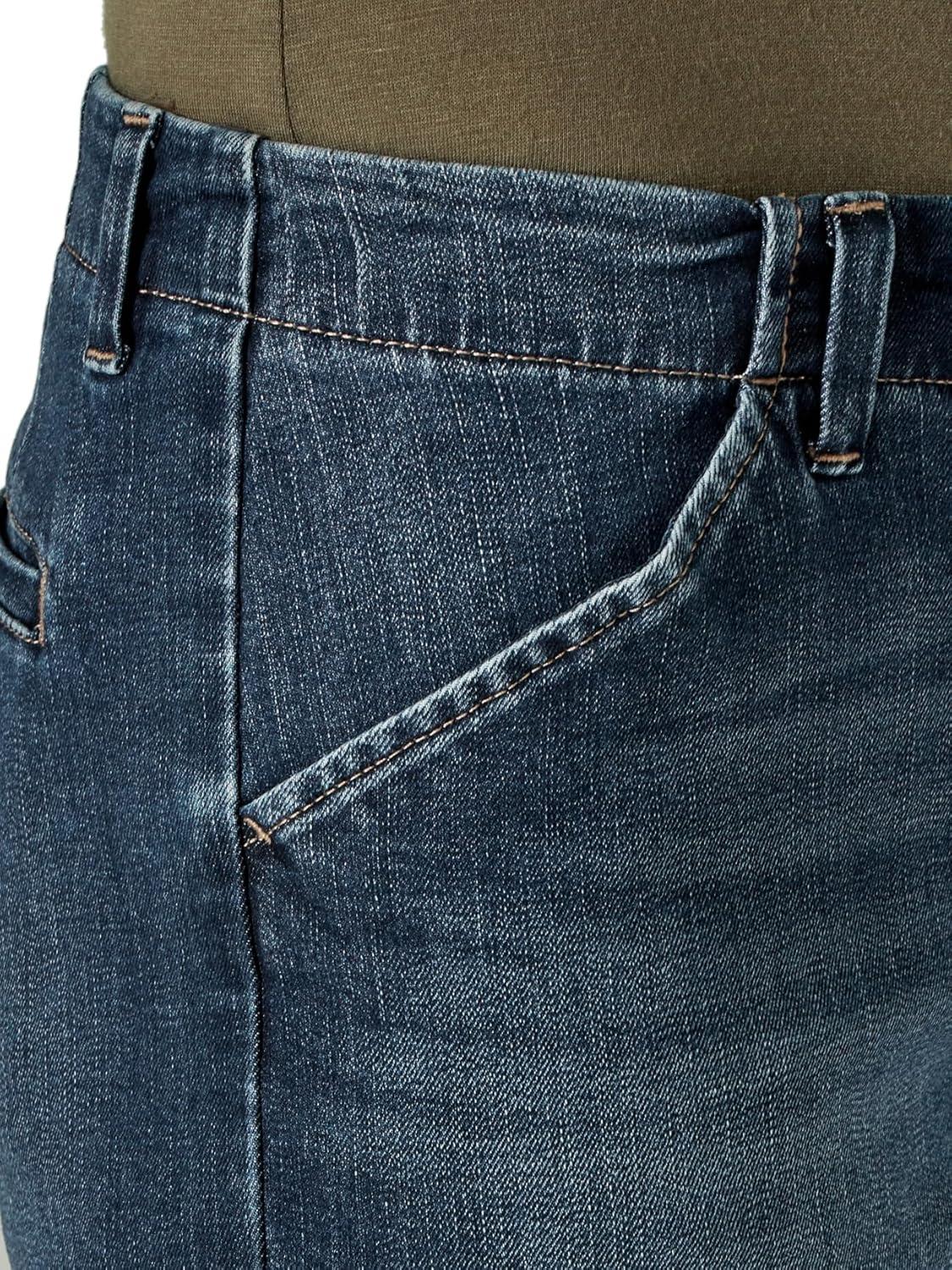 imageLee Womens Legendary 5quot Chino ShortExpedition