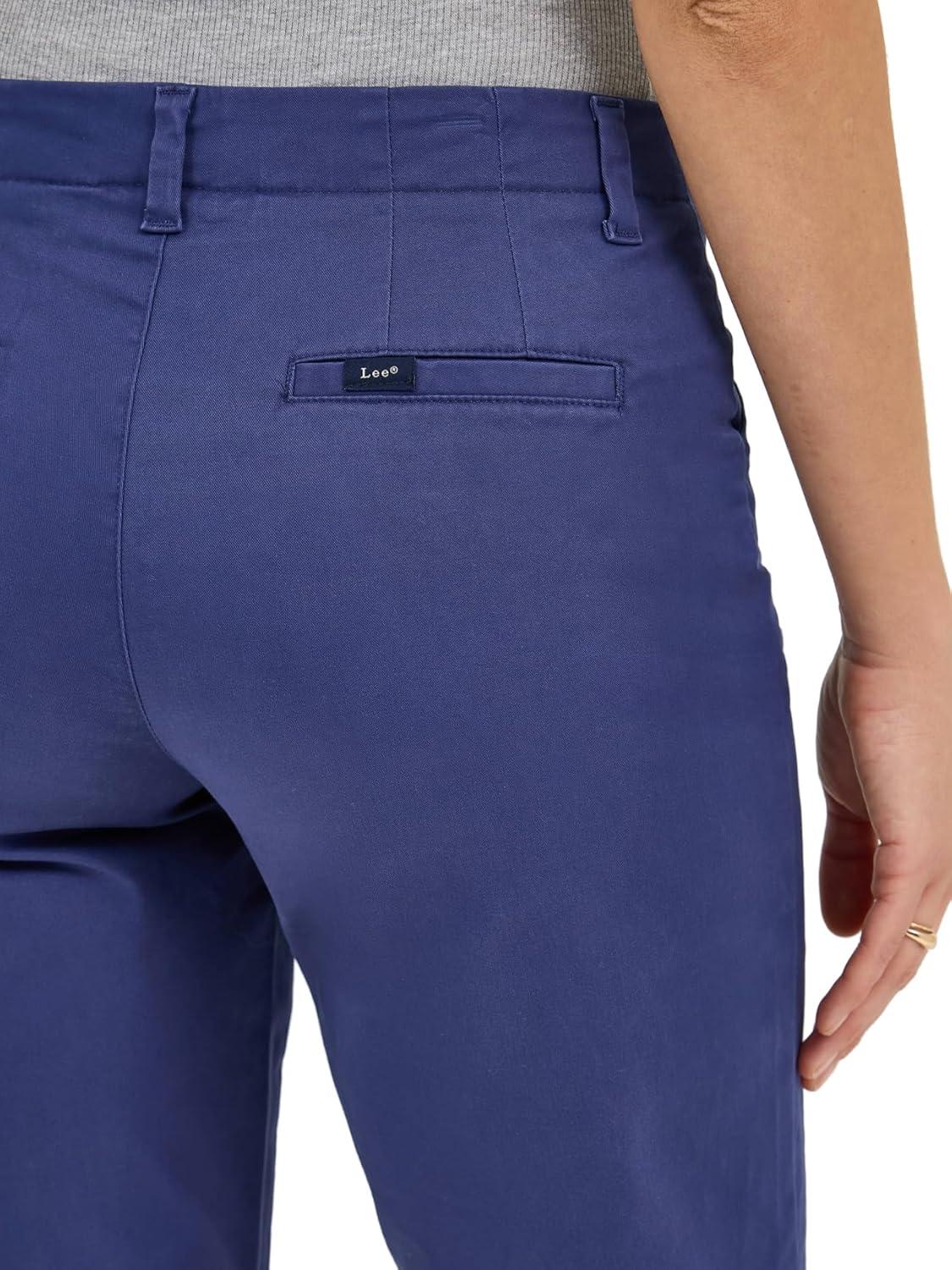 imageLee Womens Legendary 9quot Chino Bermuda ShortMedieval Deep Blue