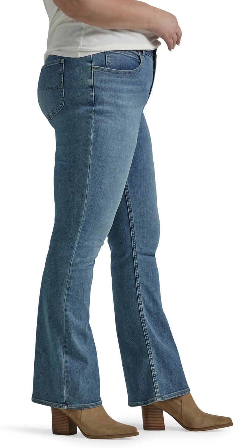 imageLee Womens PlusSize Flex Motion Regular Fit Bootcut JeanParadise Dream
