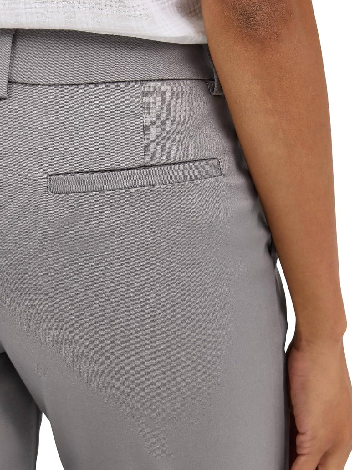 imageLee Womens Wrinkle Free 23quot Capri PantHd Lee Gray