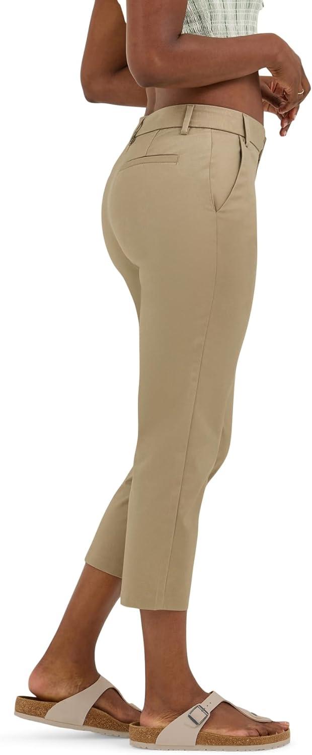 imageLee Womens Wrinkle Free 23quot Capri PantKansas City Khaki
