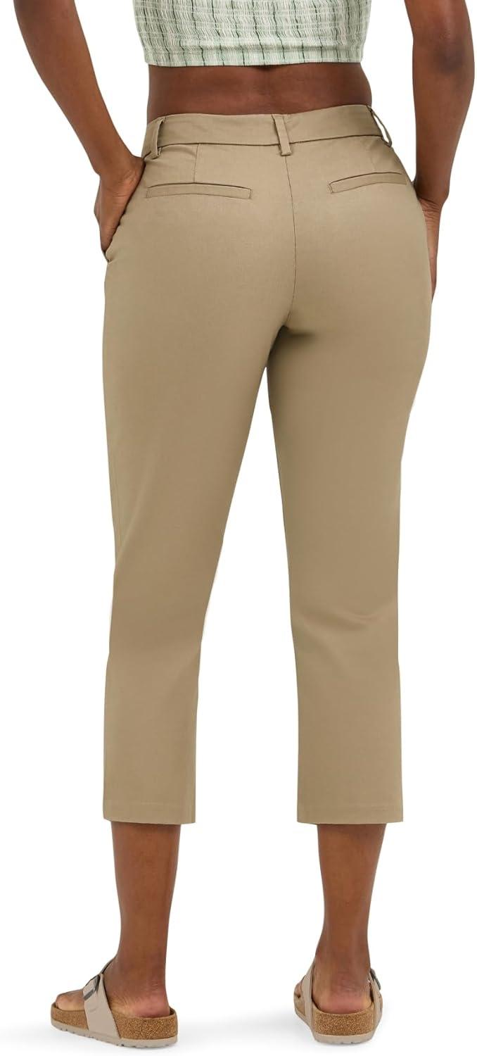 imageLee Womens Wrinkle Free 23quot Capri PantKansas City Khaki