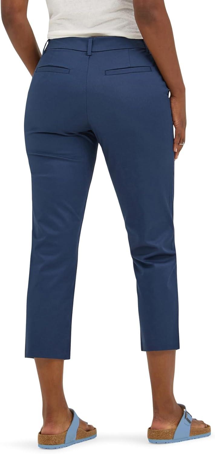 imageLee Womens Wrinkle Free 23quot Capri PantMood Indigo