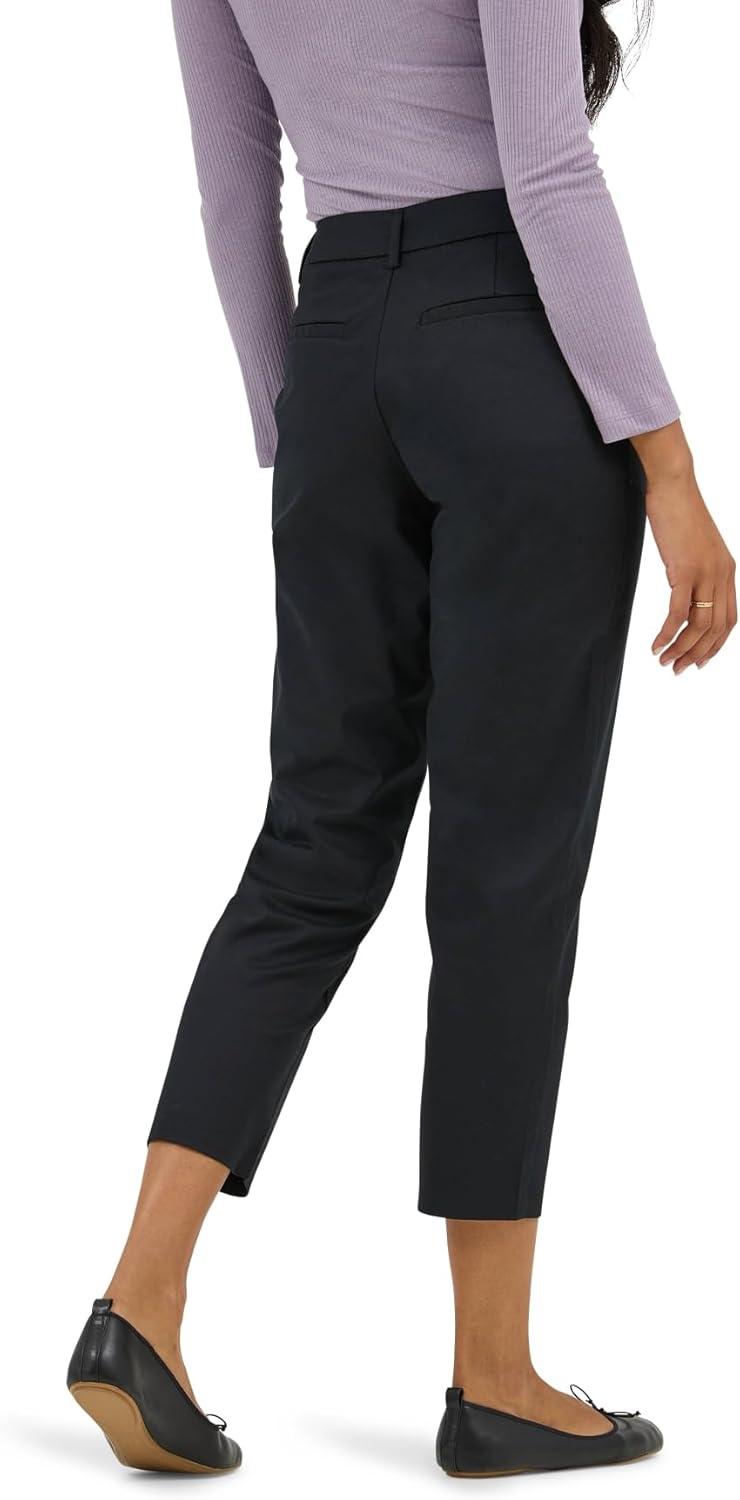 imageLee Womens Wrinkle Free 23quot Capri PantUnionall Black